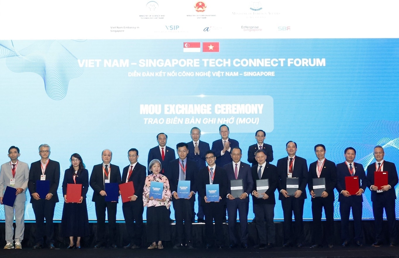 Vietnam Airlines mở rộng hệ sinh thái số và chương trình khách hàng thân thiết với các đối tác Singapore - Ảnh 1.