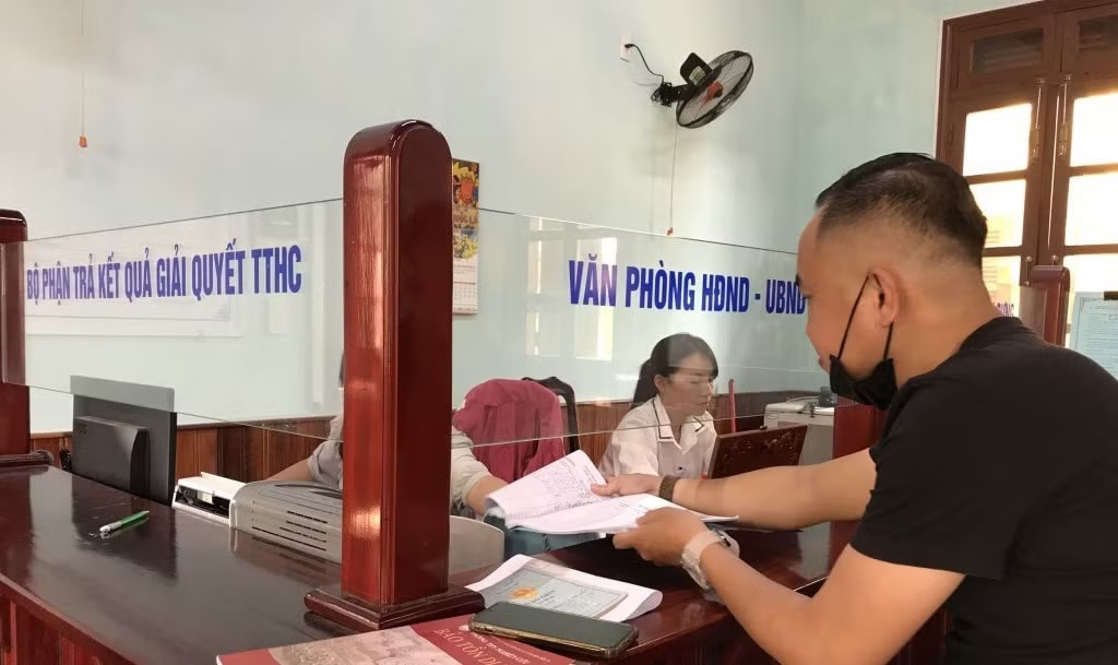 Sau chỉ đạo của Chủ tịch UBND TP. Đà Nẵng, hàng loạt thủ tục đất đai được giải quyết trong 1,5 ngày Những thủ tục đất đai nào chỉ còn giải quyết trong 1,5 ngày? - Ảnh 1.