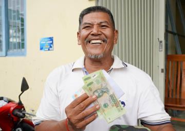 Mỗi người sẽ được nhận 300.000 đồng, áp dụng luôn từ nay 2026: Chi tiết nhóm đối tượng được hưởng, điều kiện bắt buộc và có thêm khoản nào khác không?