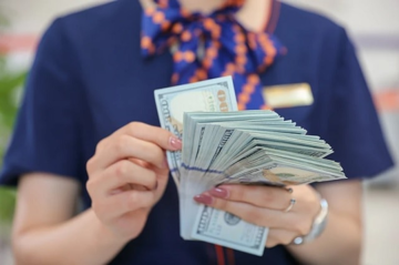 Ngân sách Nhà nước bội thu gần 445.000 tỷ đồng sau 4 tháng, thu vượt 1,1 triệu tỷ