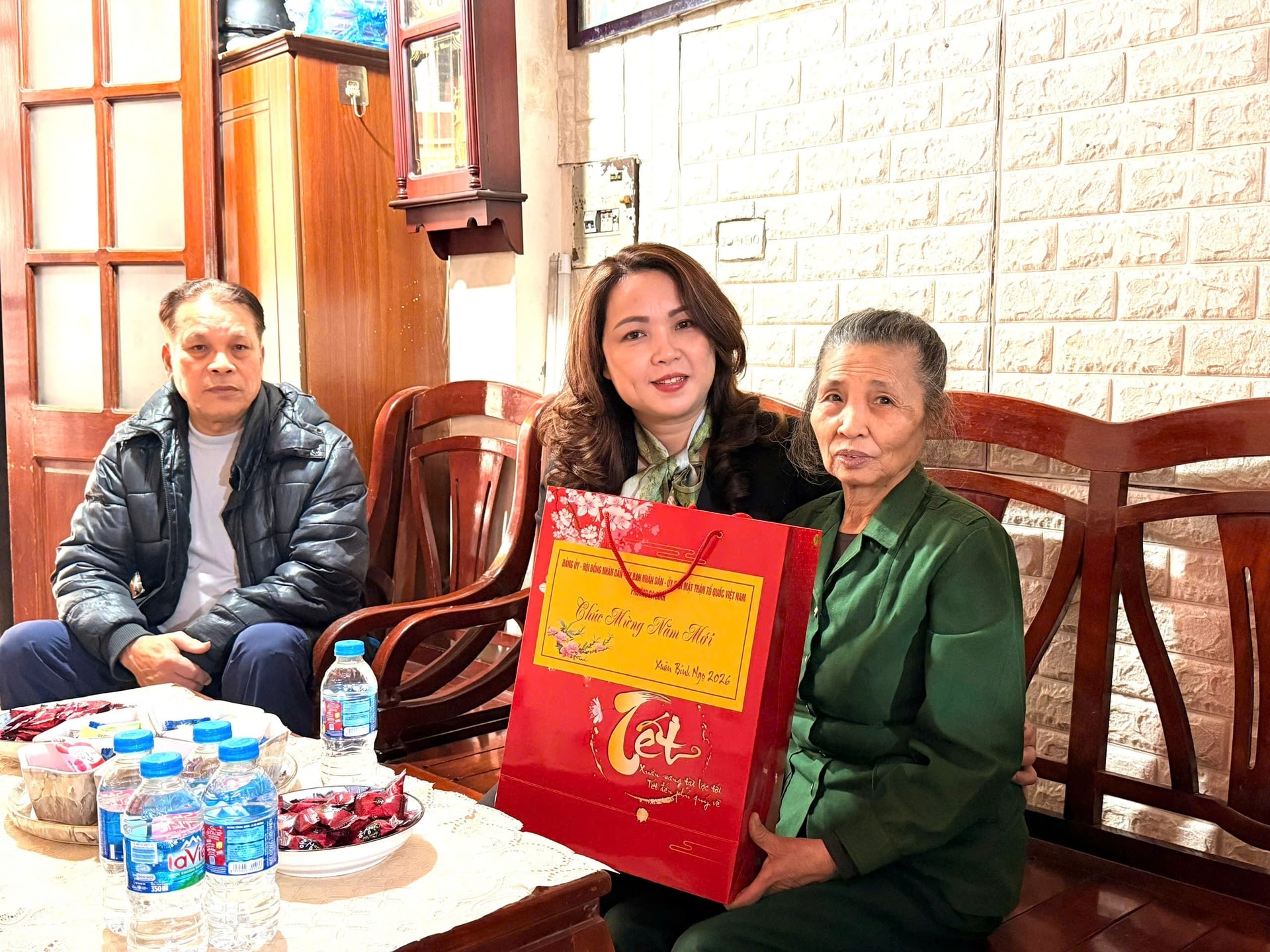 tang-tien-mat-3-trieu.jpg