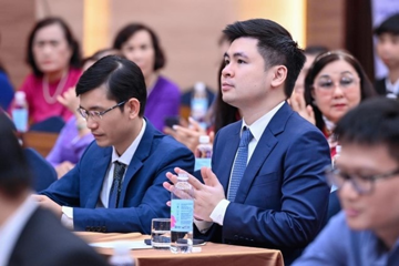 Con trai bầu Hiển tham gia BCH Hội Bảo vệ quyền trẻ em Việt Nam
