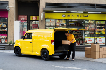 Người dùng Việt nói về VinFast EC Van: 'Cỗ máy giao hàng' giúp tiết kiệm gần trăm triệu đồng mỗi năm
