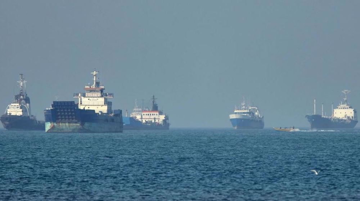 Iran tuyên bố sẵn sàng hỗ trợ các tàu thương mại qua eo biển Hormuz