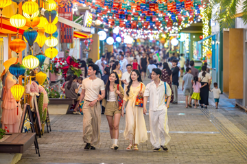 Pháo hoa rực sáng mỗi đêm: Hạ Long bước vào “kỷ nguyên không ngủ” với VUI-Fest Ha Long