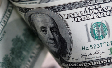 Tỷ giá USD hôm nay 7/5: Giá USD ngân hàng đi ngang, thị trường tự do lao dốc