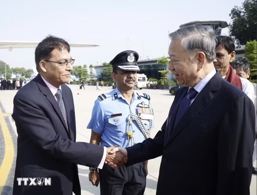 Tổng Bí thư, Chủ tịch nước Tô Lâm rời New Delhi thăm ‘thủ đô tỷ phú’ Mumbai - Ảnh 1.