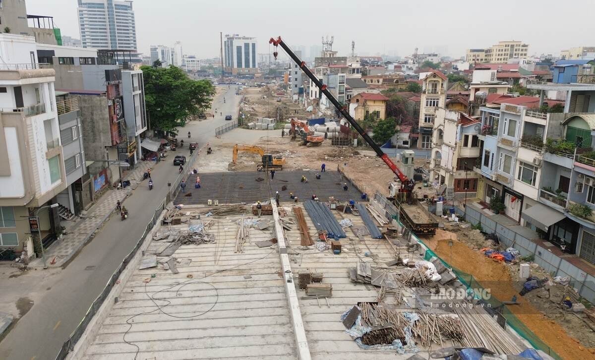 Việt Nam sắp hoàn thành cầu dây văng hơn 6.000 tỷ với kiến trúc cánh buồm độc đáo: Cao ngang tòa nhà 40 tầng, tọa lạc tại TP nhỏ nhất cả nước- Ảnh 2. Việt Nam sắp hoàn thành cầu dây văng hơn 6.000 tỷ với kiến trúc cánh buồm độc đáo: Cao ngang tòa nhà 40 tầng, tọa lạc tại TP nhỏ nhất cả nước- Ảnh 2.