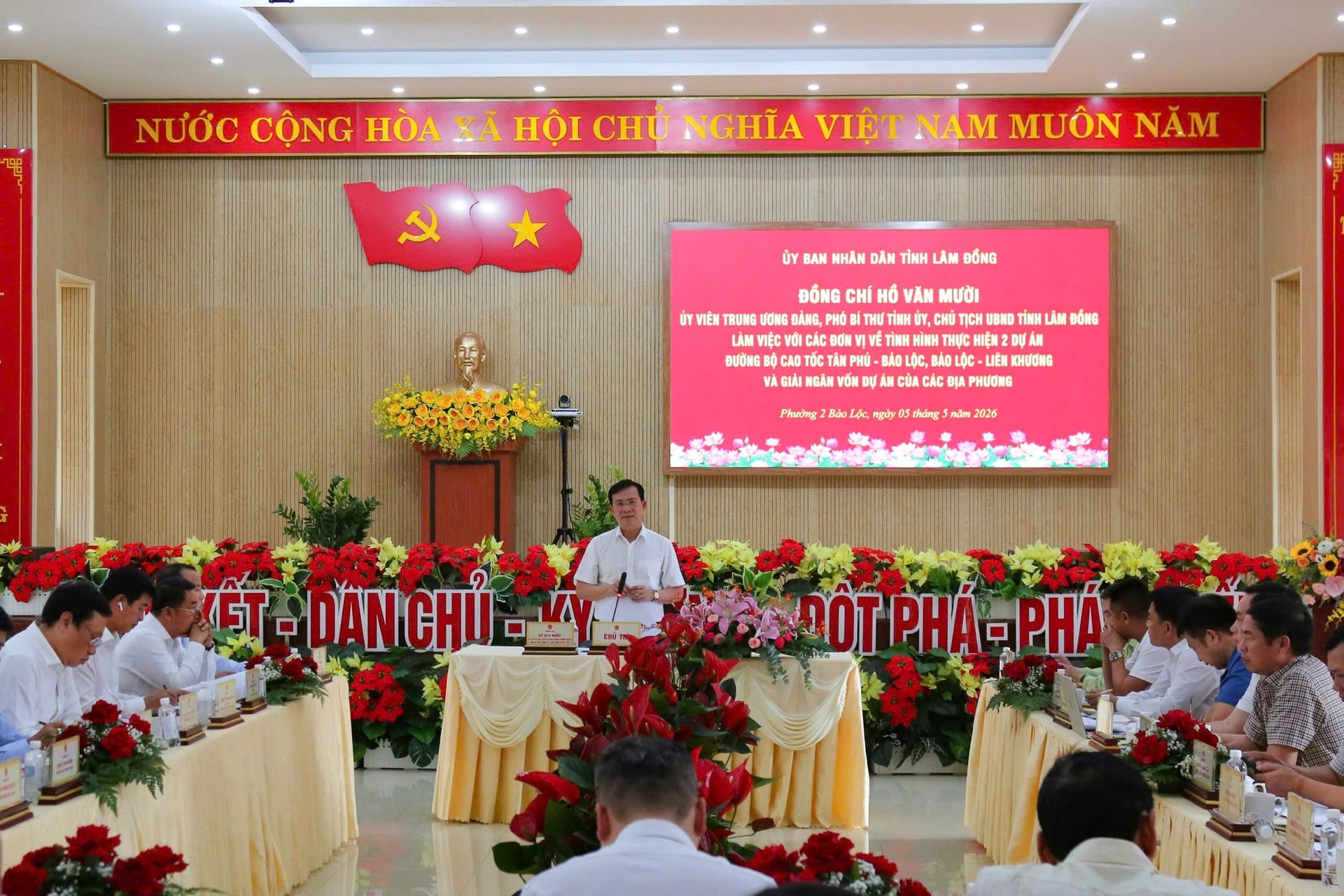 Việt Nam chính thức triển khai tuyến cao tốc gần 18.000 tỷ giúp rút ngắn quãng đường Đà Lạt - TP. HCM sau gần 1 năm chờ đợi- Ảnh 3. Việt Nam chính thức triển khai tuyến cao tốc gần 18.000 tỷ giúp rút ngắn quãng đường Đà Lạt - TP. HCM sau gần 1 năm chờ đợi- Ảnh 3.