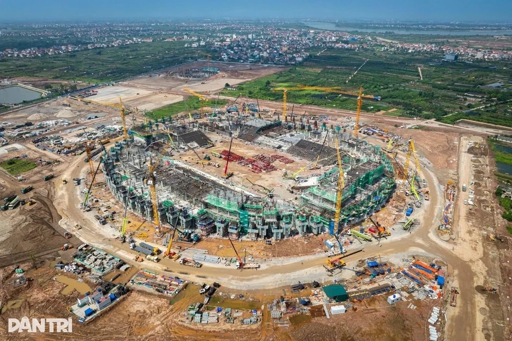 Sân vận động hiện đại nhất Việt Nam do Vinhomes làm tổng thầu có bước tiến lớn, hướng tới đăng cai World Cup - Ảnh 1.