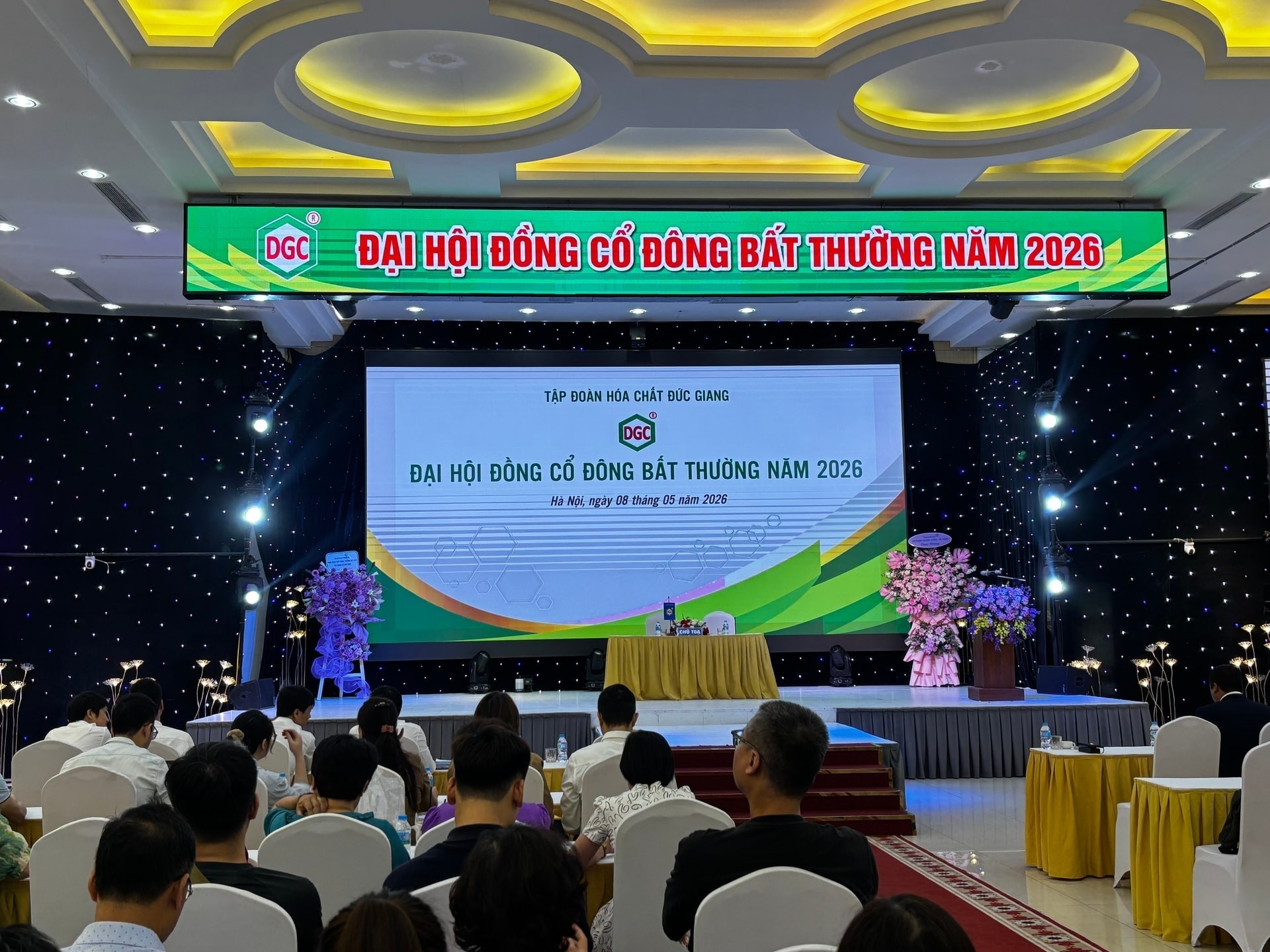 ĐHĐCĐ Hoá chất Đức Giang