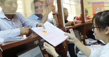 Tin vui cho người làm sổ đỏ: Tiền sử dụng đất giảm tới 70%, nhiều trường hợp được hoàn tiền tỷ