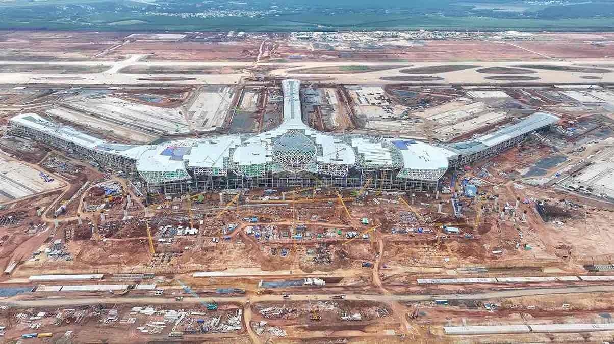 Công trường thi công sân bay Long Thành. Nguồn ảnh: Báo Lao Động Công trường thi công sân bay Long Thành. Nguồn ảnh: Báo Lao Động