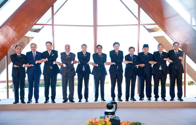 Hình ảnh, vị thế, vai trò Việt Nam với ASEAN trong một thế giới biến động- Ảnh 5. Hình ảnh, vị thế, vai trò Việt Nam với ASEAN trong một thế giới biến động- Ảnh 5.