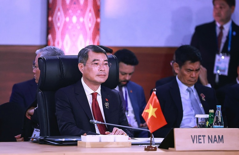 Hình ảnh, vị thế, vai trò Việt Nam với ASEAN trong một thế giới biến động- Ảnh 3. Hình ảnh, vị thế, vai trò Việt Nam với ASEAN trong một thế giới biến động- Ảnh 3.
