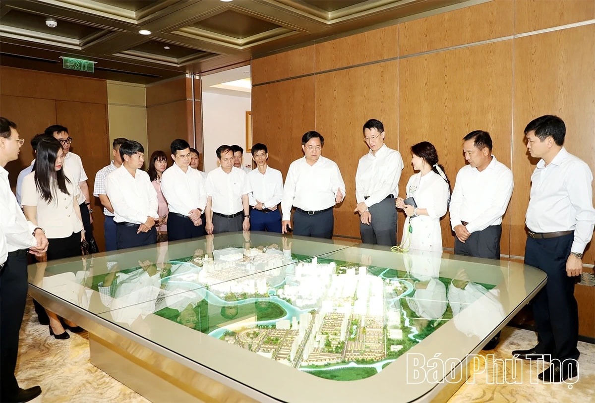 Hình ảnh tại buổi làm việc. Nguồn ảnh: Báo Phú Thọ