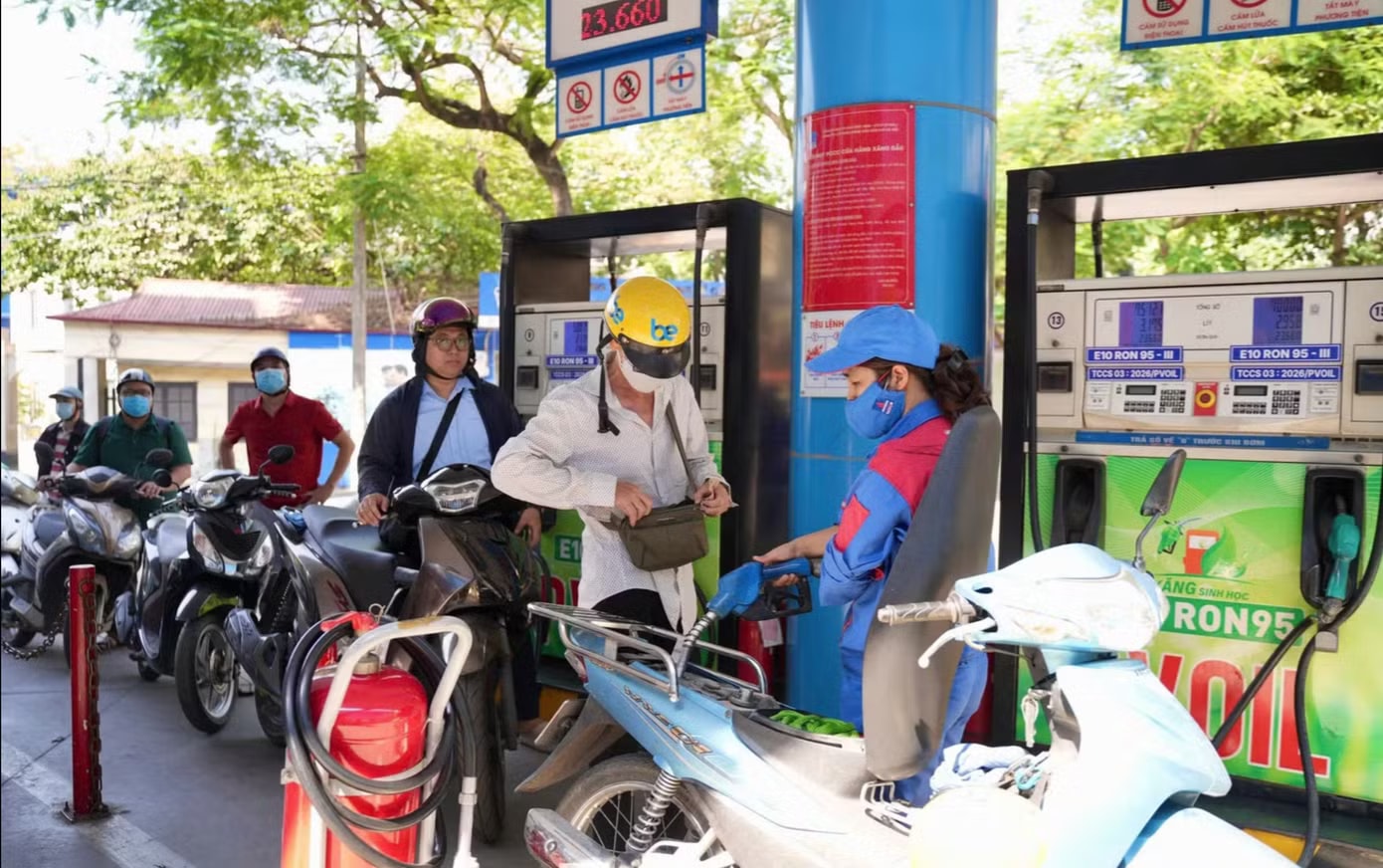 Thực hư thông tin dùng E10 yếu máy, tụt ga, hao xăng hơn - Ảnh 2.