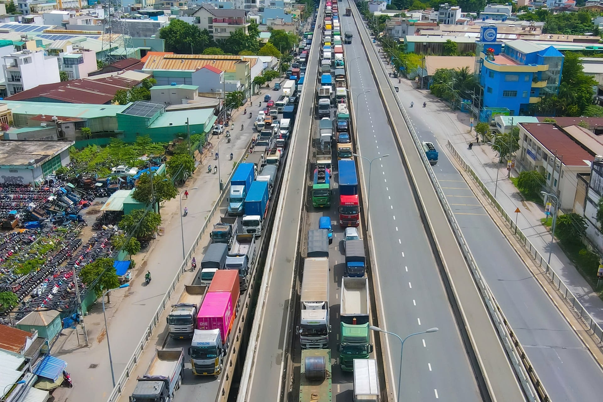 Việt Nam bắt đầu sửa chữa cây cầu dây văng hơn 2.000 tỷ từng giữ kỷ lục lớn bậc nhất cả nước - Ảnh 2.