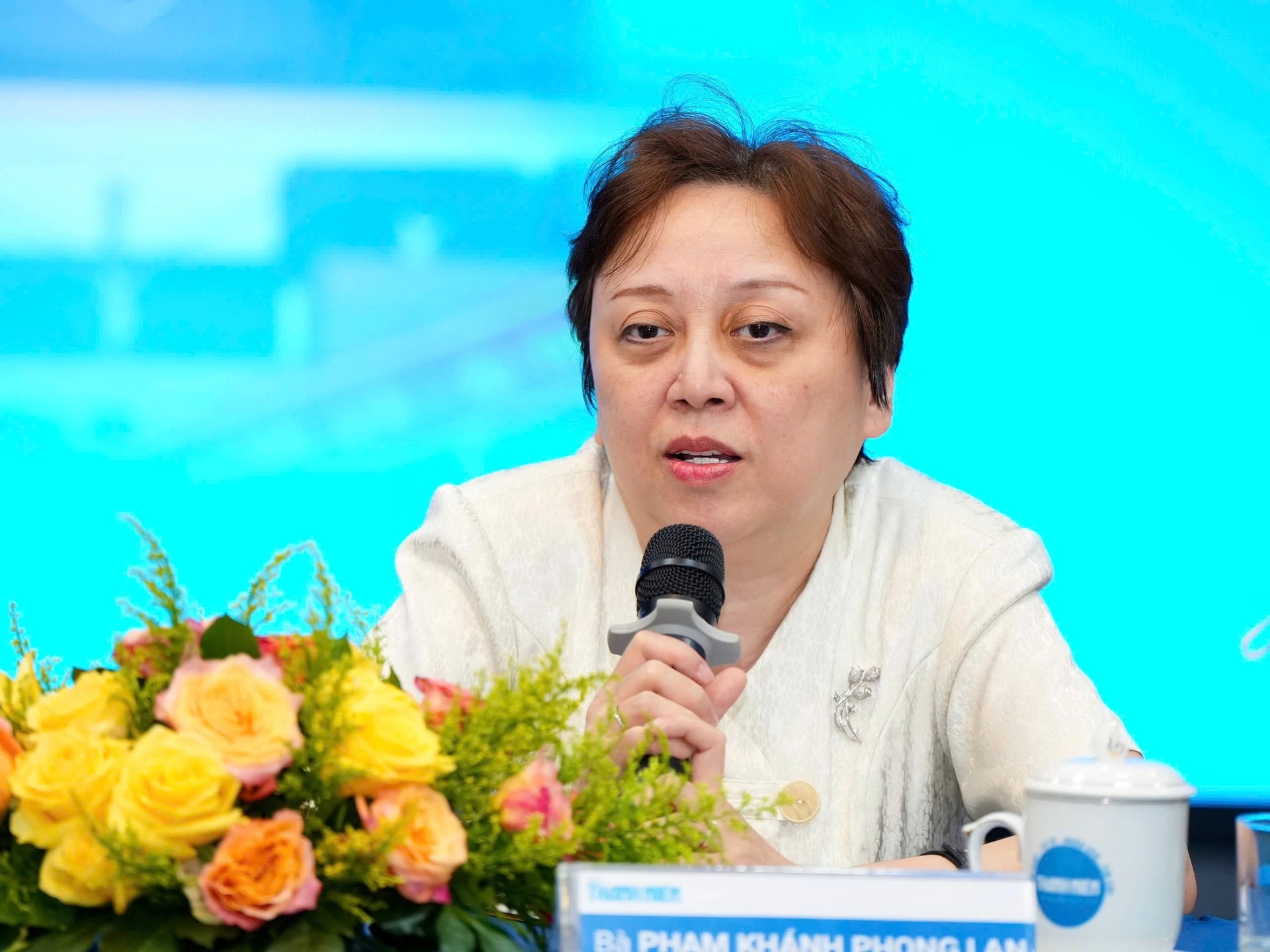 pham-khanh-phong-lan-1-1751366381376986137516.jpg