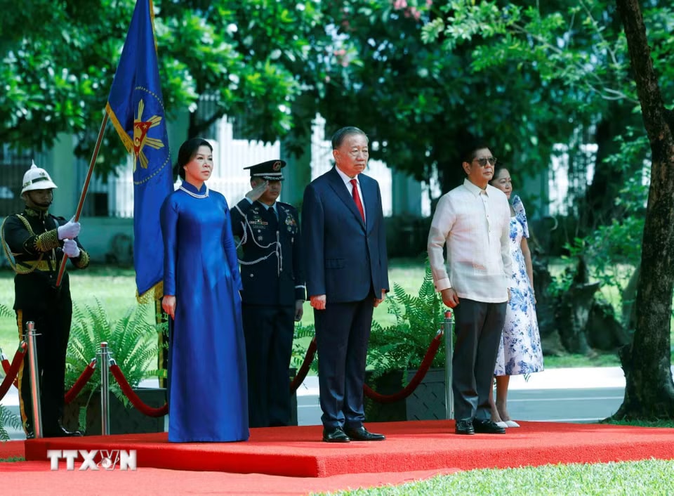 Lễ đón Tổng Bí thư, Chủ tịch nước Tô Lâm và Phu nhân thăm cấp Nhà nước tới Philippines- Ảnh 2.