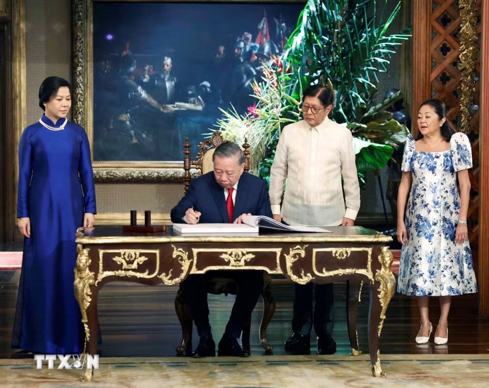 Lễ đón Tổng Bí thư, Chủ tịch nước Tô Lâm và Phu nhân thăm cấp Nhà nước tới Philippines- Ảnh 8.