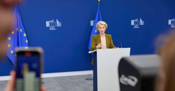 EU tung đòn mới, nhắm vào lĩnh vực được xem là 'phao cứu sinh' của Nga