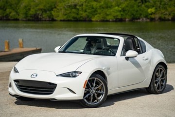 Mazda MX-5 RF nhận cọc tại Việt Nam: Mui cứng kiểu Porsche, giá dự kiến dưới 1,5 tỷ đồng