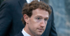 Facebook sập toàn cầu, Mark Zuckerberg 'bốc hơi' hàng tỷ USD?