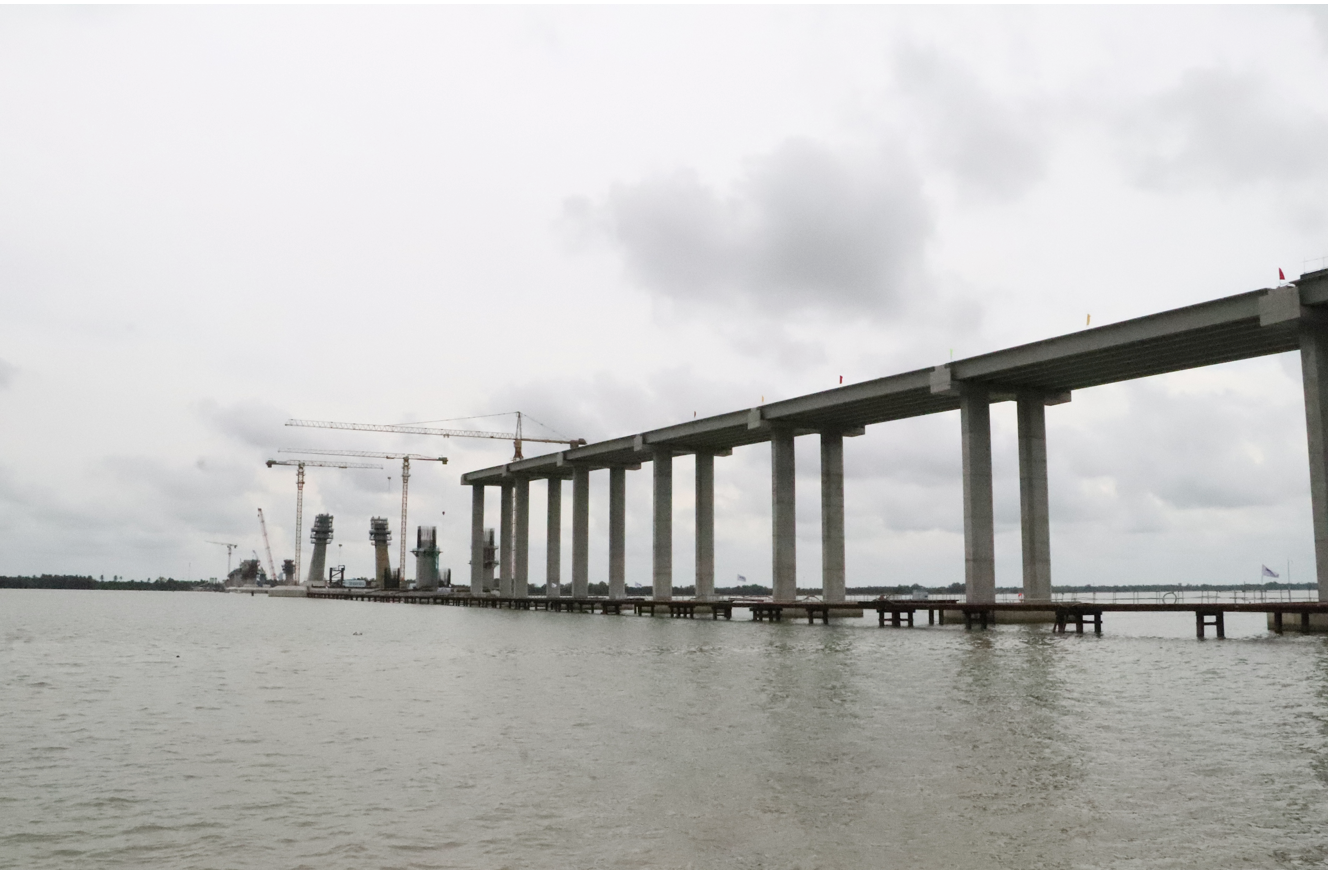 Cầu vượt sông 8.000 tỷ xoá bỏ toàn bộ các bến phà lâu đời, rút ngắn khoảng 80km từ miền Tây đến TP. HCM: Nỗ lực vượt tiến độ 6 tháng- Ảnh 3. Cầu vượt sông 8.000 tỷ xoá bỏ toàn bộ các bến phà lâu đời, rút ngắn khoảng 80km từ miền Tây đến TP. HCM: Nỗ lực vượt tiến độ 6 tháng- Ảnh 3.