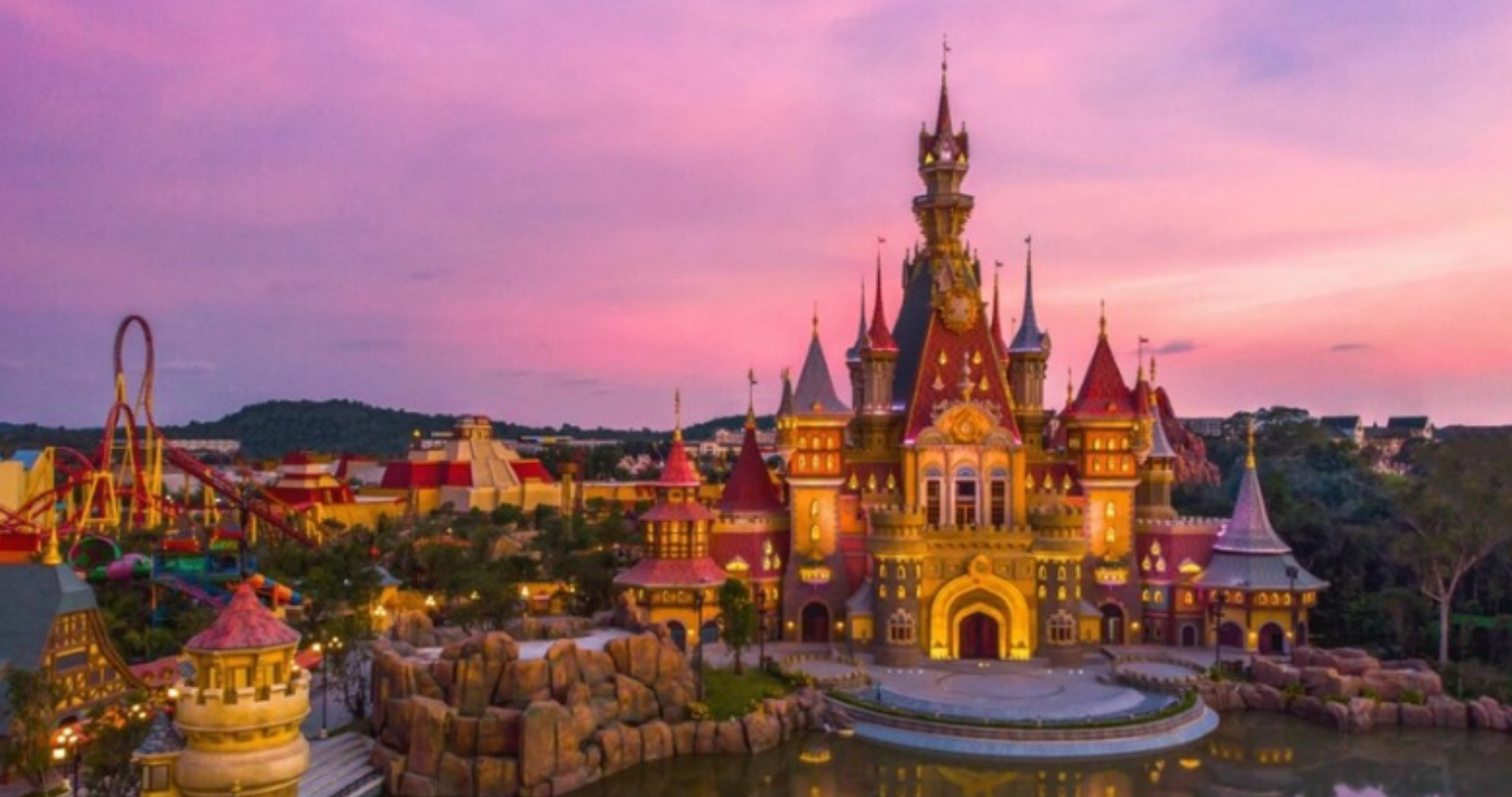 Việt Nam sắp có tổ hợp giải trí tương tự Disneyland hay Universal Studios, vốn 2,5 tỷ USD, tọa lạc giữa biển khơi tại TP giàu nhất cả nước- Ảnh 1.