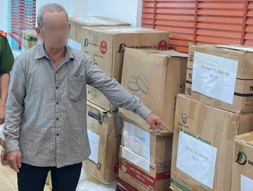 Khởi tố ông chủ ‘Mixue Than Uyên’, tịch thu 3.000 tem mác giả