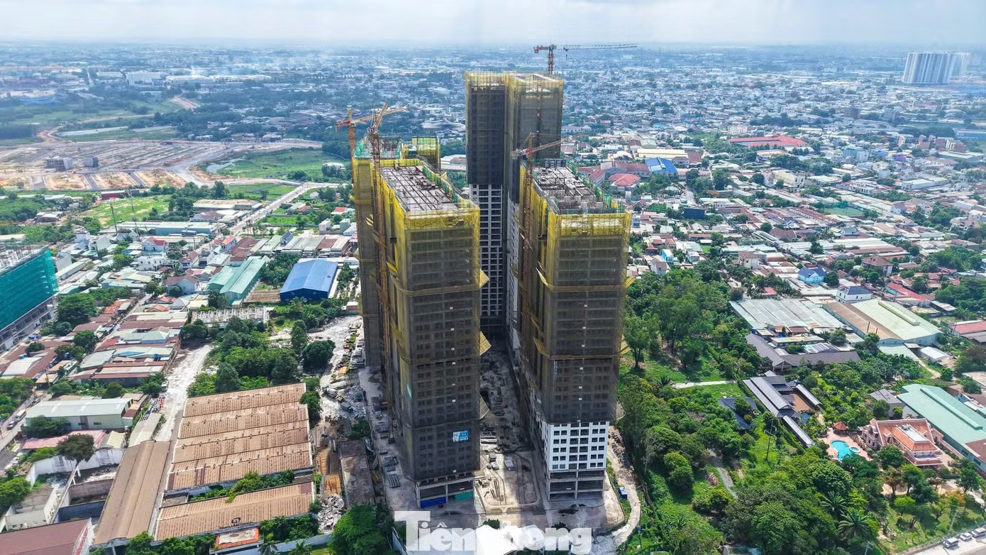 Hàng chục dự án căn hộ đua nhau 'mọc' lên dọc đoạn Quốc lộ - Ảnh 17.