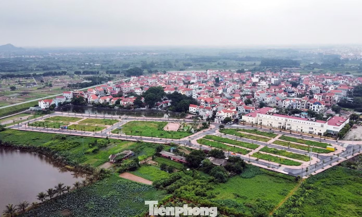 Hà Nội đấu giá khu đất làm nhà ở thấp tầng, khởi điểm hơn 1.100 tỷ đồng - Ảnh 1.