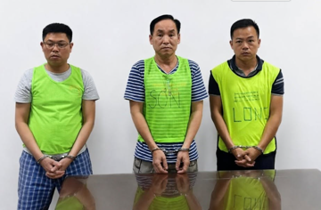Khởi tố, bắt loạt nguyên Chủ tịch, Phó Chủ tịch UBND xã, nguyên Hiệu trưởng, Kế toán trưởng