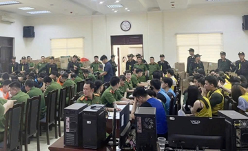 Bắt loạt Giám đốc công ty du lịch lớn, tịch thu hơn 16,6 tỷ đồng tiền mặt, phong tỏa gần 59,8 tỷ trong tài khoản, 7 ô tô, 10 sổ đỏ