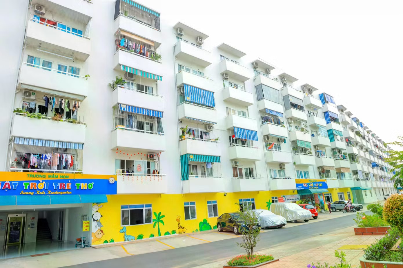 Loạt 'ông lớn' BĐS đăng ký, khi nào TPHCM có nhà ở cho thuê? - Ảnh 3.