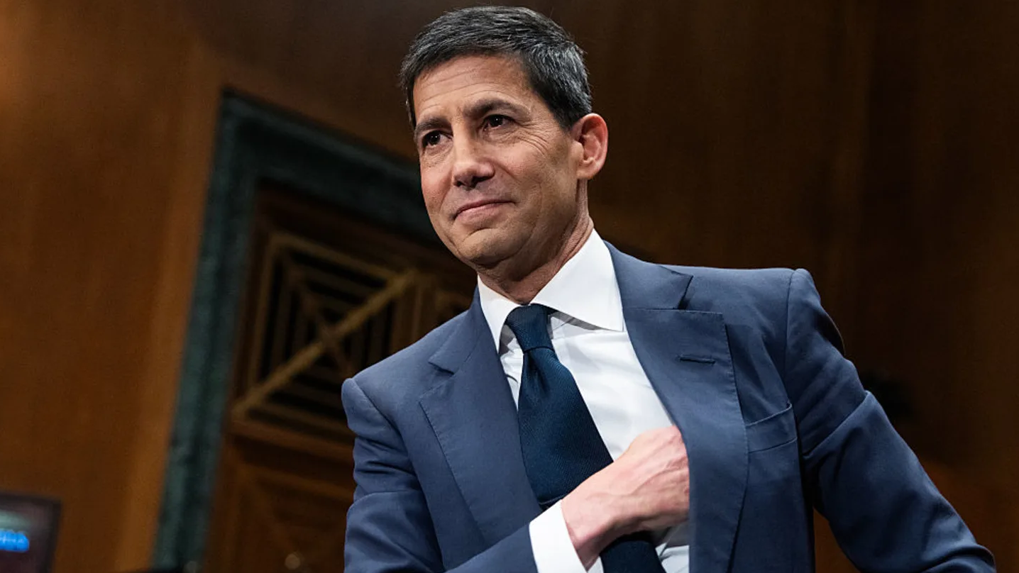 Chủ tịch Fed Kevin Warsh