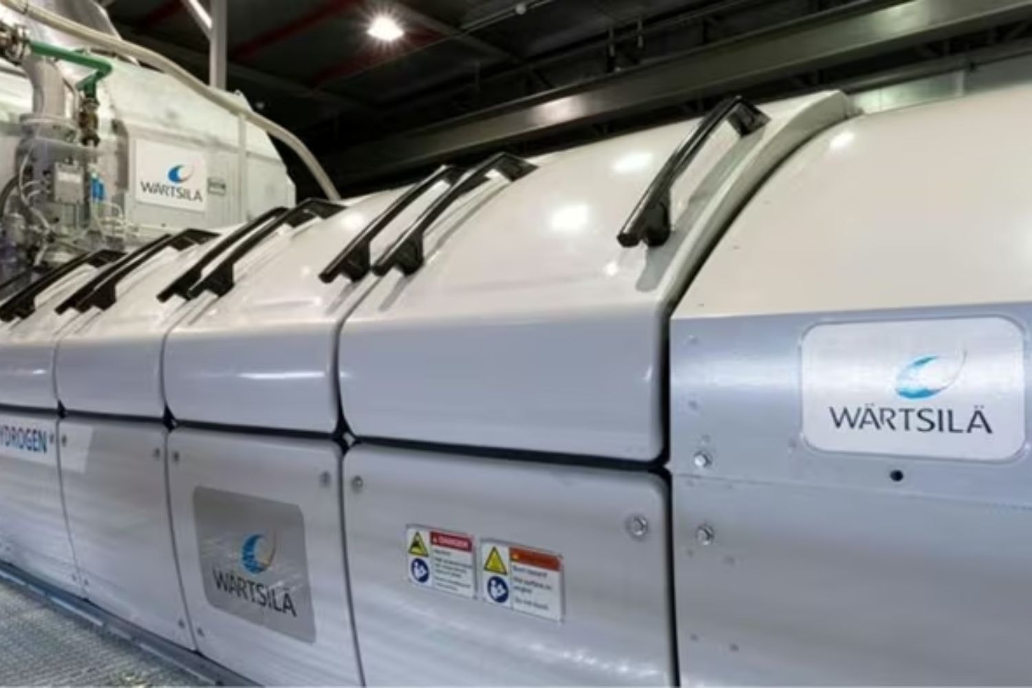 Động cơ phát điện chạy bằng 100% hydro