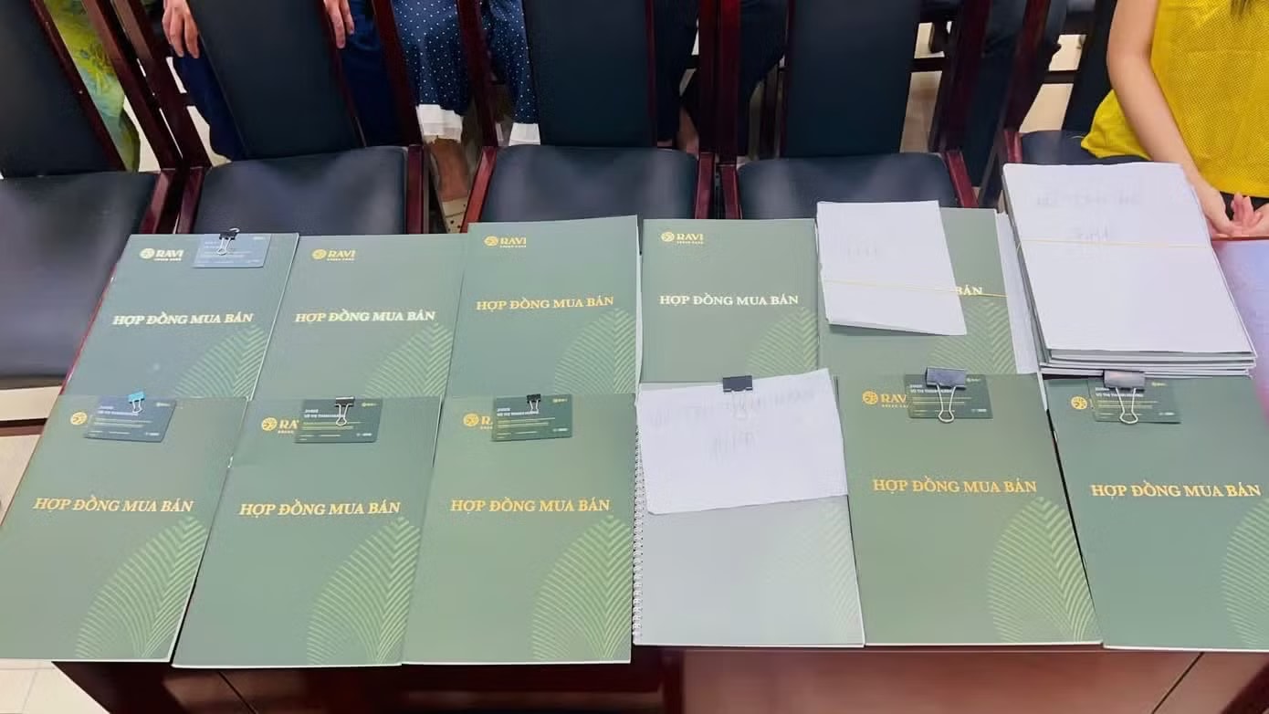 Cơ quan điều tra xác định có 17.000 hợp đồng, gần 500 bị hại bị chiếm đoạt số tiền hơn 181 tỷ đồng. Vụ hợp đồng kỳ nghỉ: Loạt website doanh nghiệp 'bay màu' - Ảnh 3.