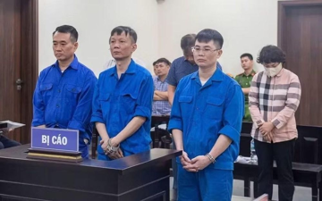 Tuyên phạt án tù cựu Phó Chủ tịch UBND phường và 5 cựu cán bộ tại Hà Nội