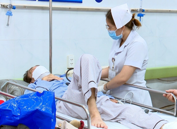 Từ 15/7, nhân viên y tế sẽ được phụ cấp lên đến 325.000 đồng/ca