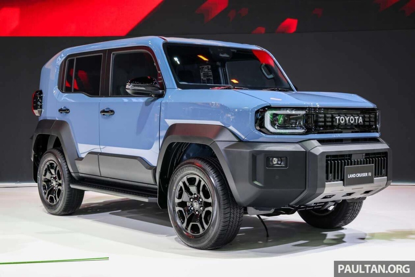 land-cruiser-fj-ve-viet-nam-2.jpg