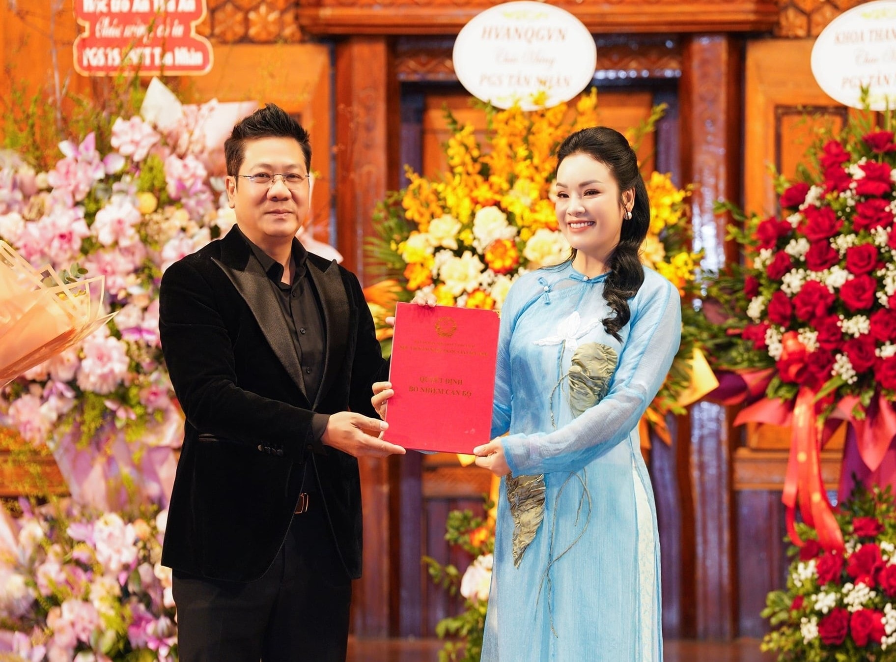 ca-si-tan-nhan-2.jpg