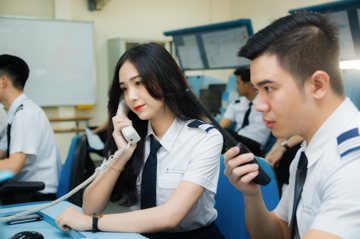 Đây là những ngành học có mức lương 100 triệu đồng/tháng: Có ngành là ‘xương sống’ của kỷ nguyên số, được săn đón toàn cầu, có ngành tuyển chọn khắt khe bậc nhất