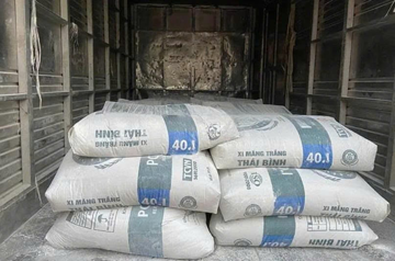 Đơn hàng xi măng quốc tế tăng vọt, nhiều nhà máy miền Trung vẫn đứng ngoài cuộc chơi
