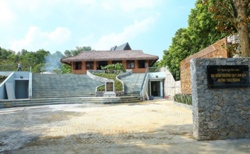 Trường dạy làm báo đầu tiên của Việt Nam do Chủ tịch Hồ Chí Minh đặt tên, nay là Di tích lịch sử Quốc gia