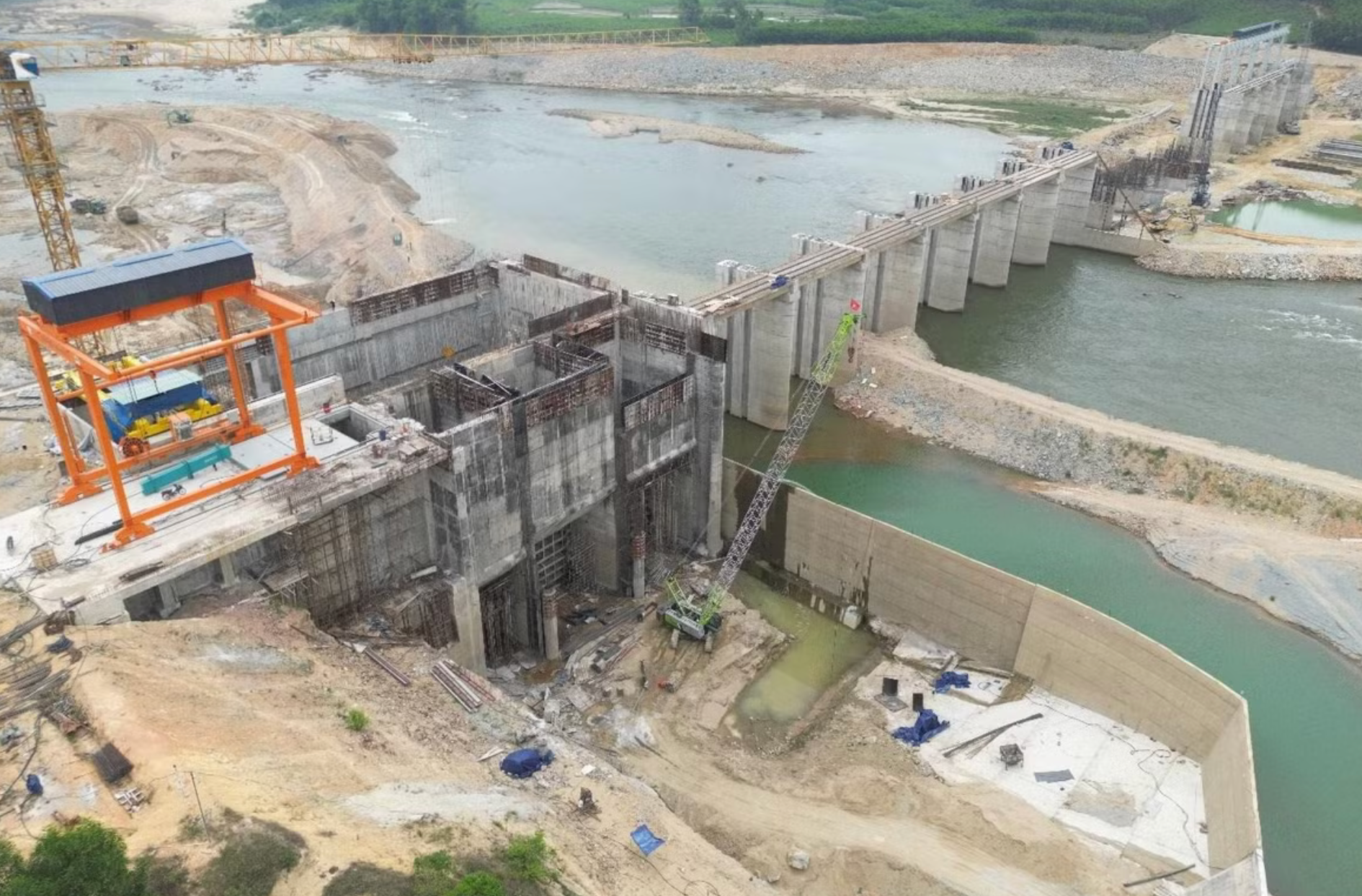 Việt Nam sắp có thêm một nhà máy thuỷ điện phát điện thương mại - Ảnh 1.