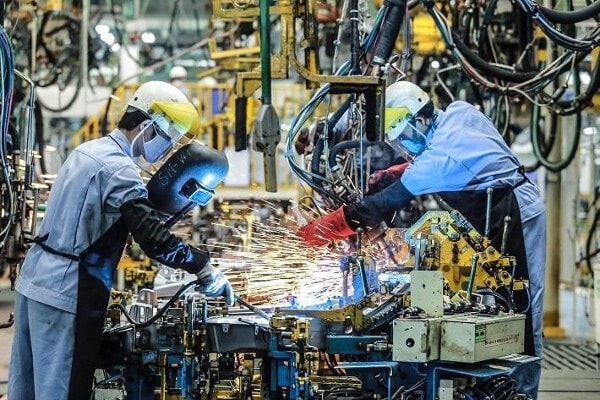 Dù rủi ro lạm phát vẫn là yếu tố cần theo dõi, song PMI 54,5 điểm là tín hiệu tích cực cho tăng trưởng GDP quý IVvà có thể góp phần củng cố đà phục hồi chung của nền kinh tế Việt Nam trong nửa cuối năm 2025.