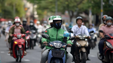 Hàng triệu người bán hàng online, tài xế công nghệ có thể phải đóng thêm một khoản bắt buộc