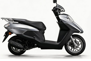 Honda SCR125 giá 23 triệu đồng, chỉ tốn 1,88 lít cho mỗi 100 km